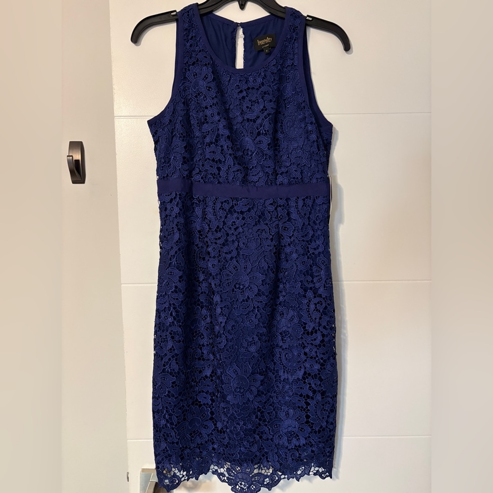 Laundry NEW Elegant Navy Lace Dress size 4